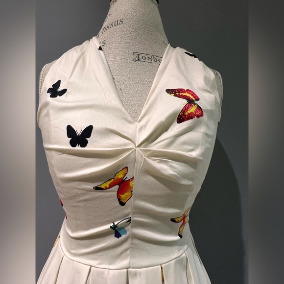 NWT Belle Poque Boutique Beautiful A-Line Dress in Colorful Butterfly Print Sz S - Picture 16 of 16